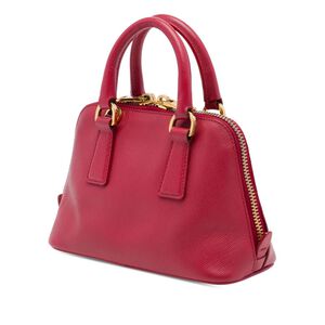 Prada Promenade