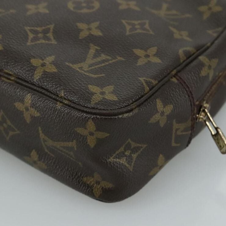 Louis Vuitton Trousse Toilette