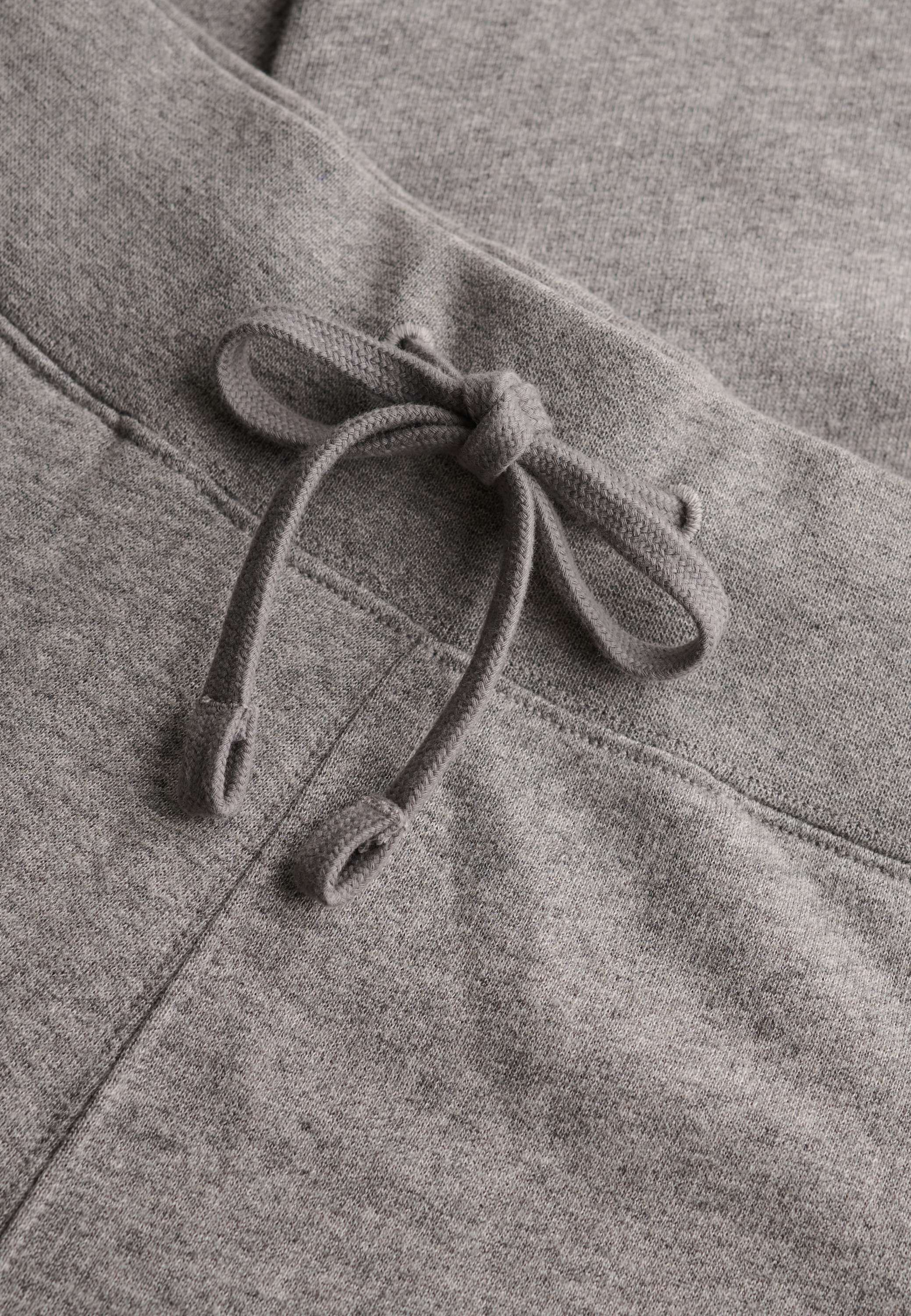 ESSENTIAL COMPANY LOGO JOGGER
