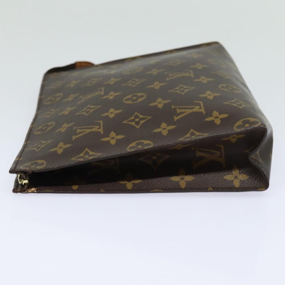 Louis Vuitton Poche Toilette