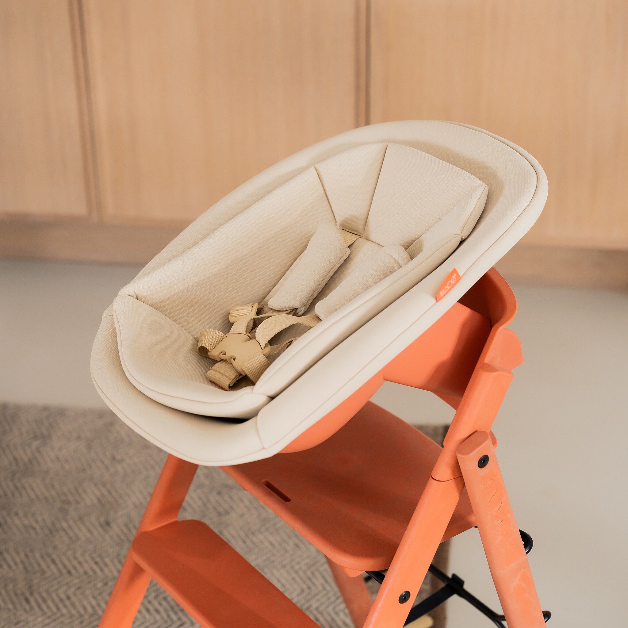 KAOS KLAPP&reg; Newborn Seat