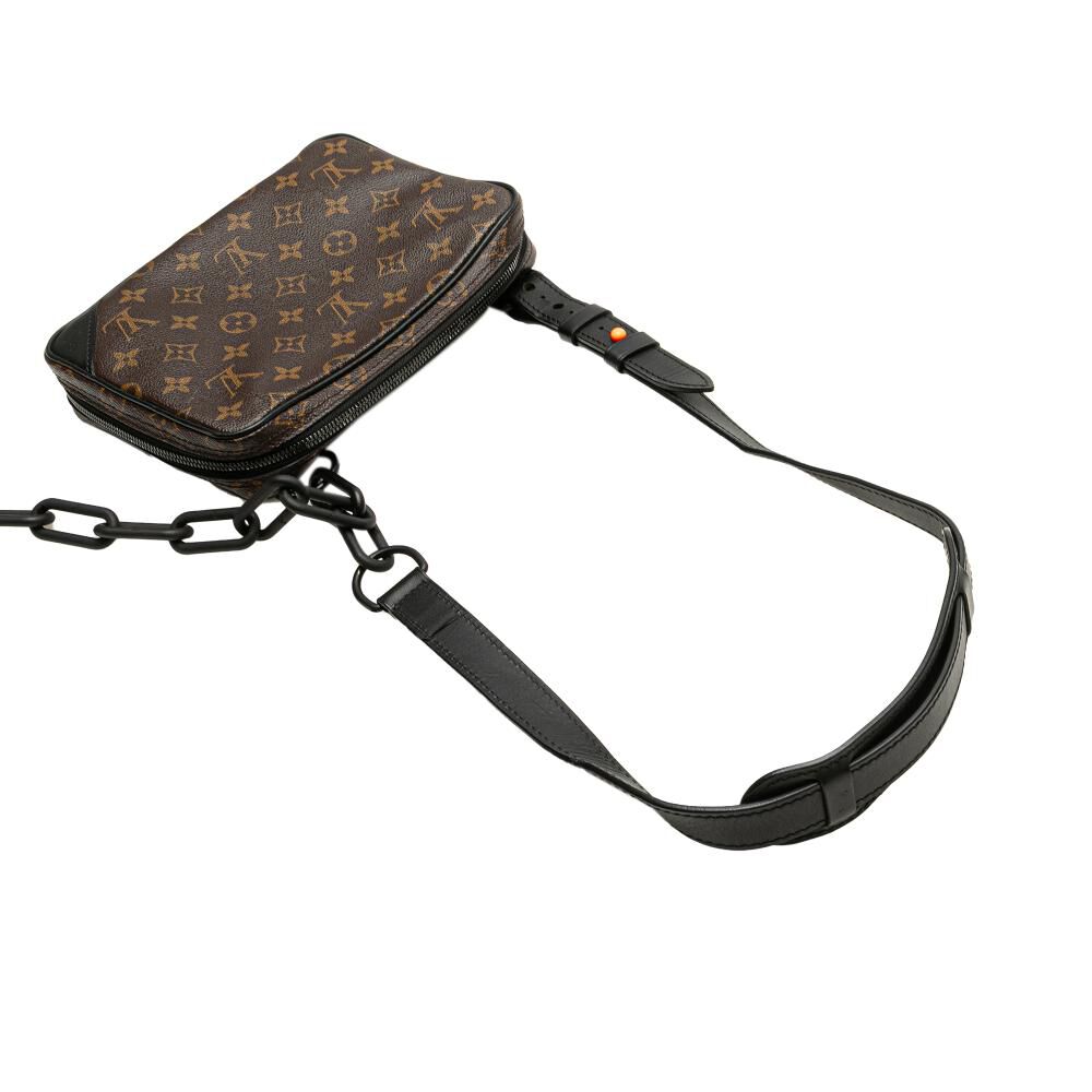 Louis Vuitton Shoulder Bags