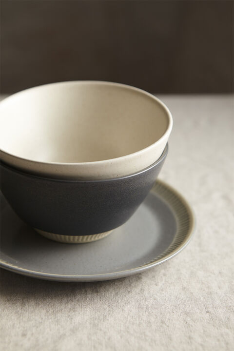 Colorit tallrik Ø 19 cm grey