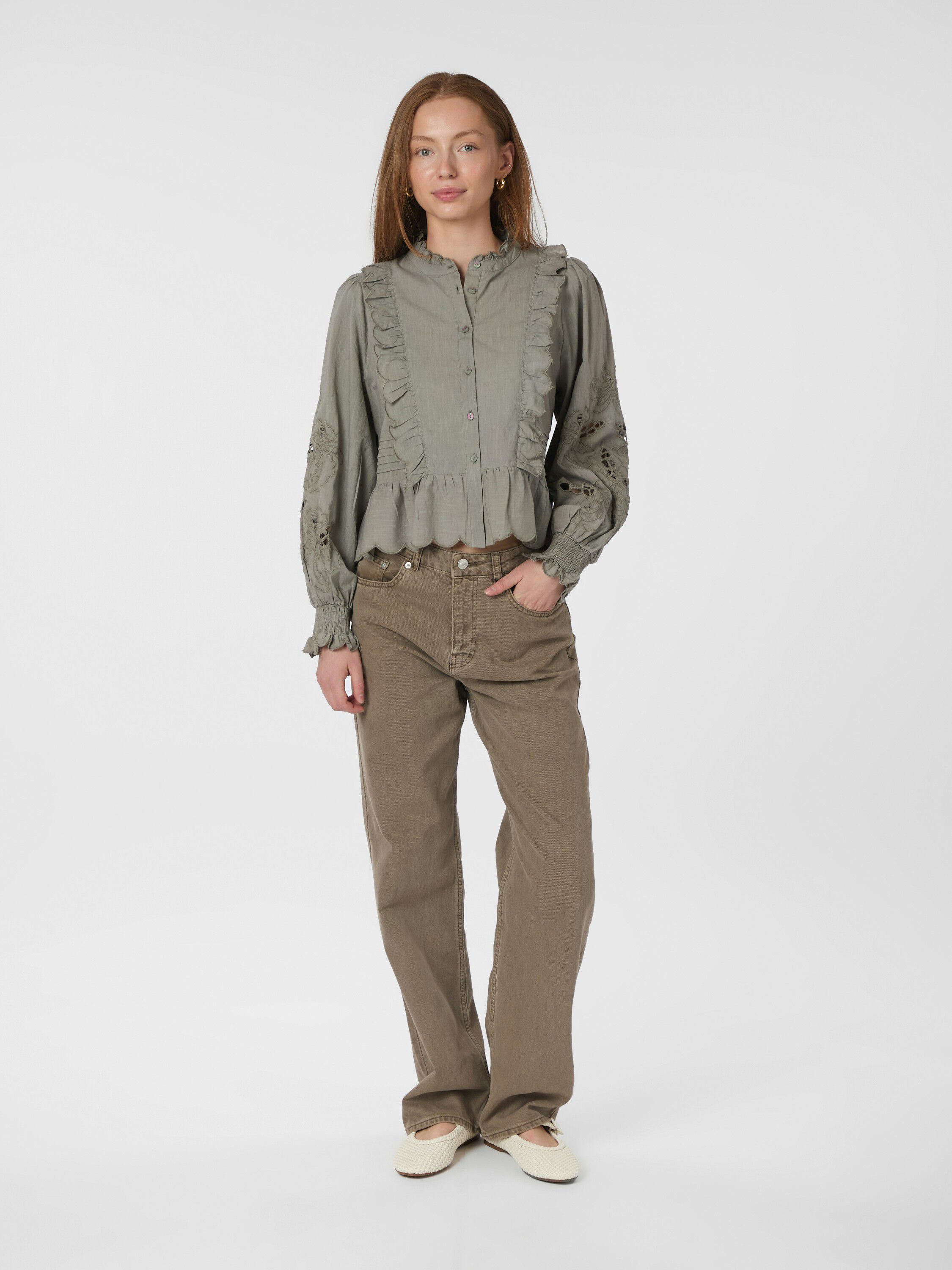 Petrine Embroidery Blouse
