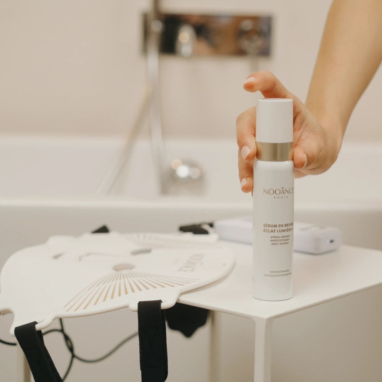 Serum Mist Ultra Radiance + - Antioxidant serum f&ouml;r lyster och LED-boo