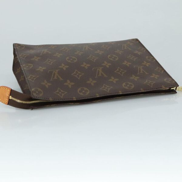 Louis Vuitton Poche Toilette