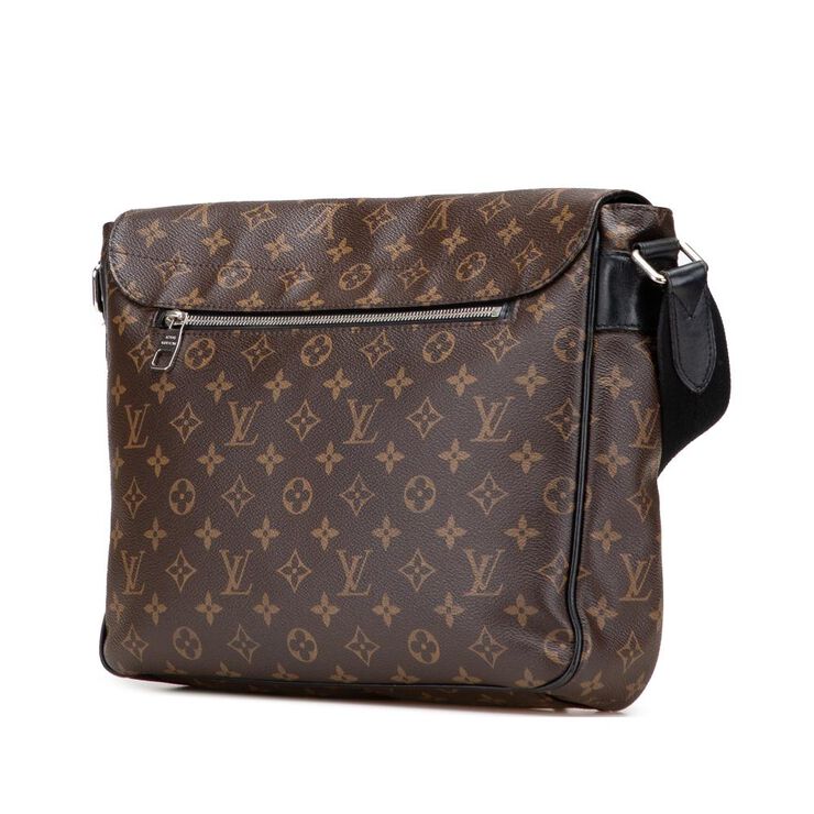 Louis Vuitton Messenger