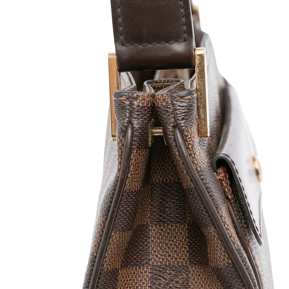 Louis Vuitton Shoulder Bags