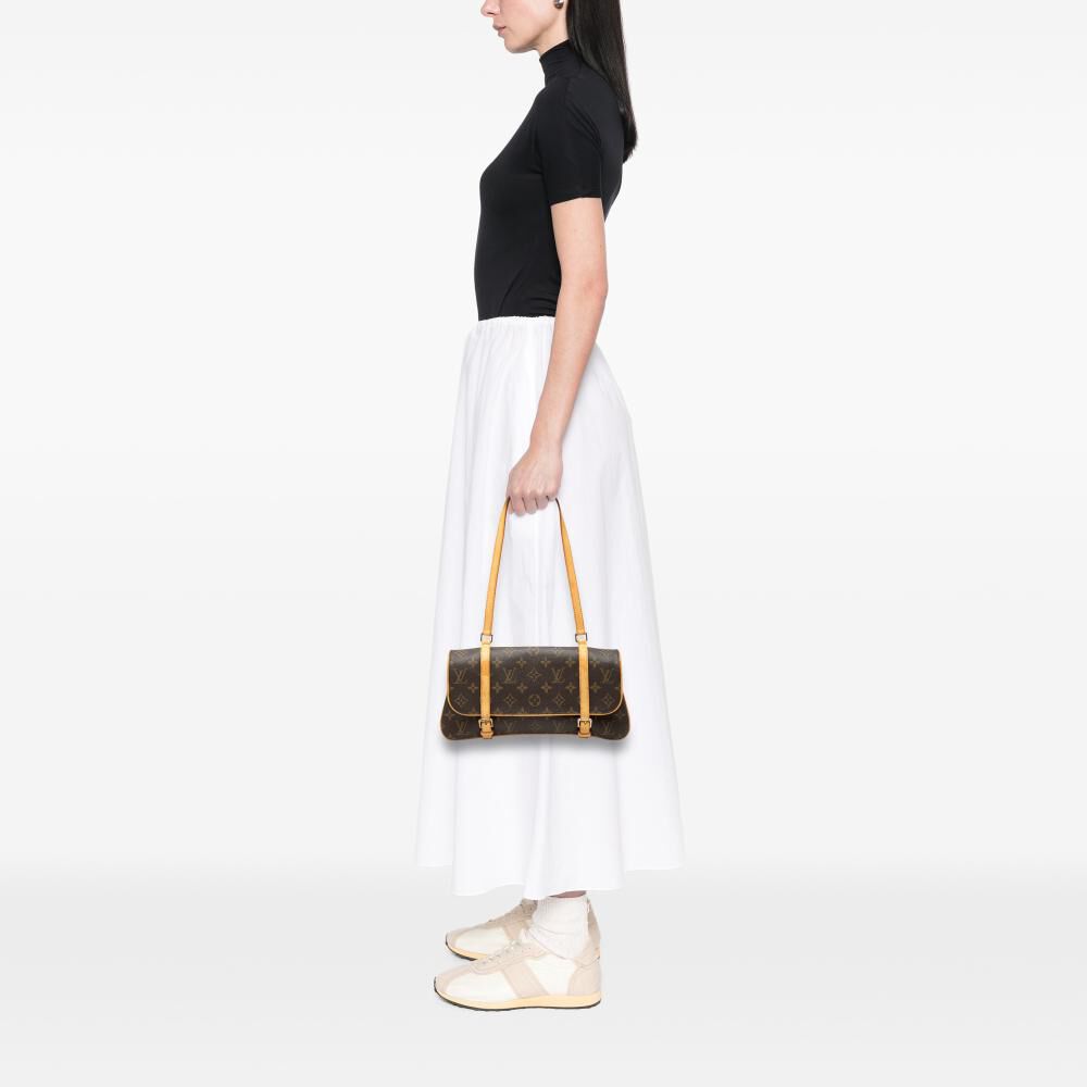 Louis Vuitton Shoulder Bags