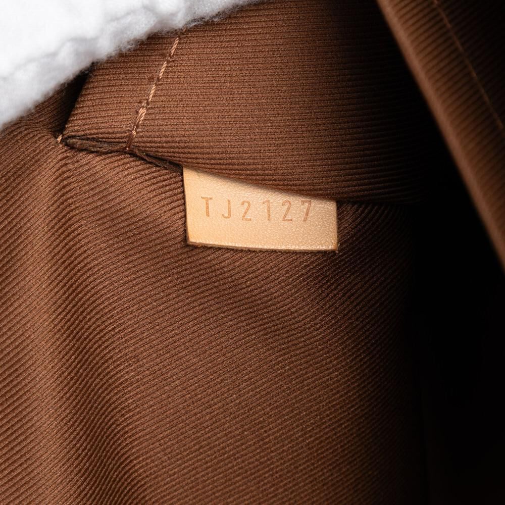 Louis Vuitton Clutch