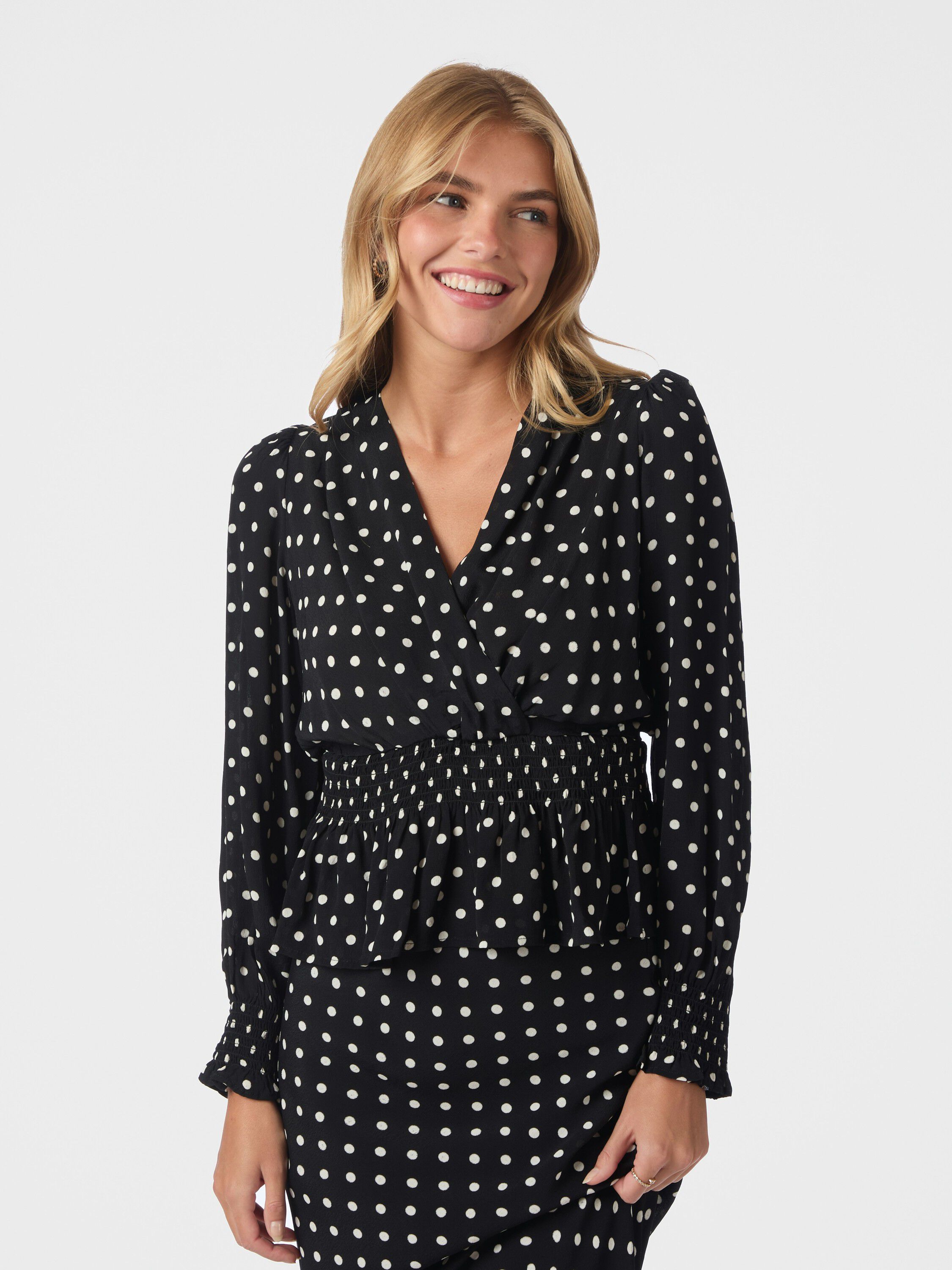 Tamona Crepe Dot Blouse