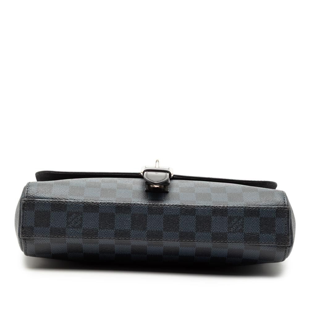 Louis Vuitton Messenger
