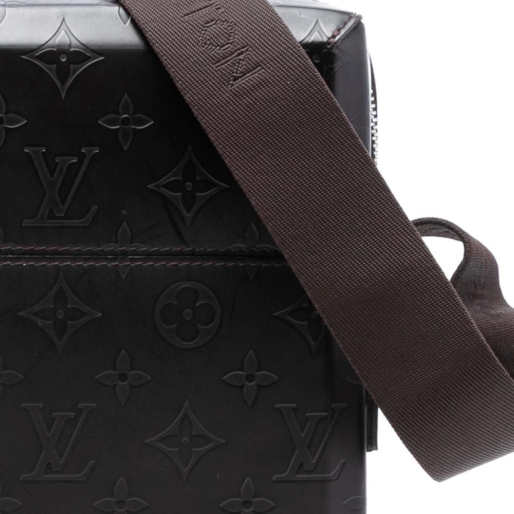 Louis Vuitton Shoulder Bags