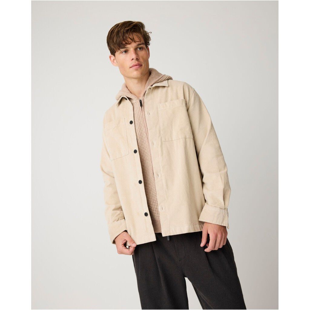 Loose corduroy overshirt