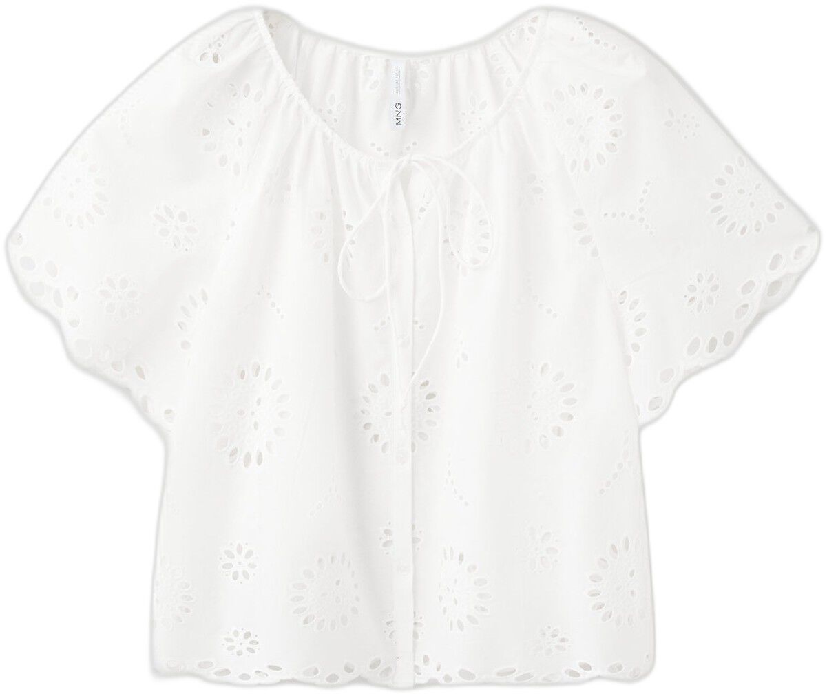 100% cotton blouse with lace embroi