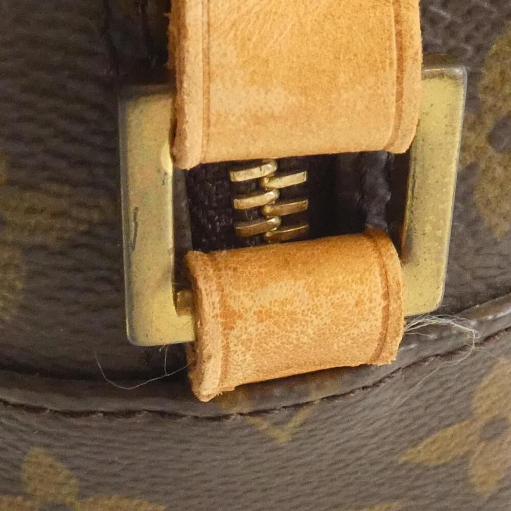 Louis Vuitton Shoulder Bags