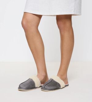 Accessories Slipper 03