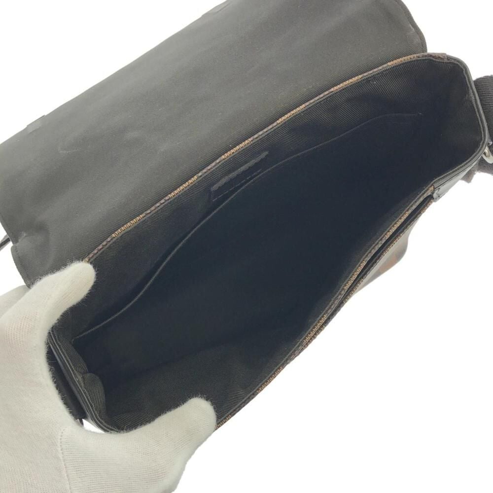 Louis Vuitton District