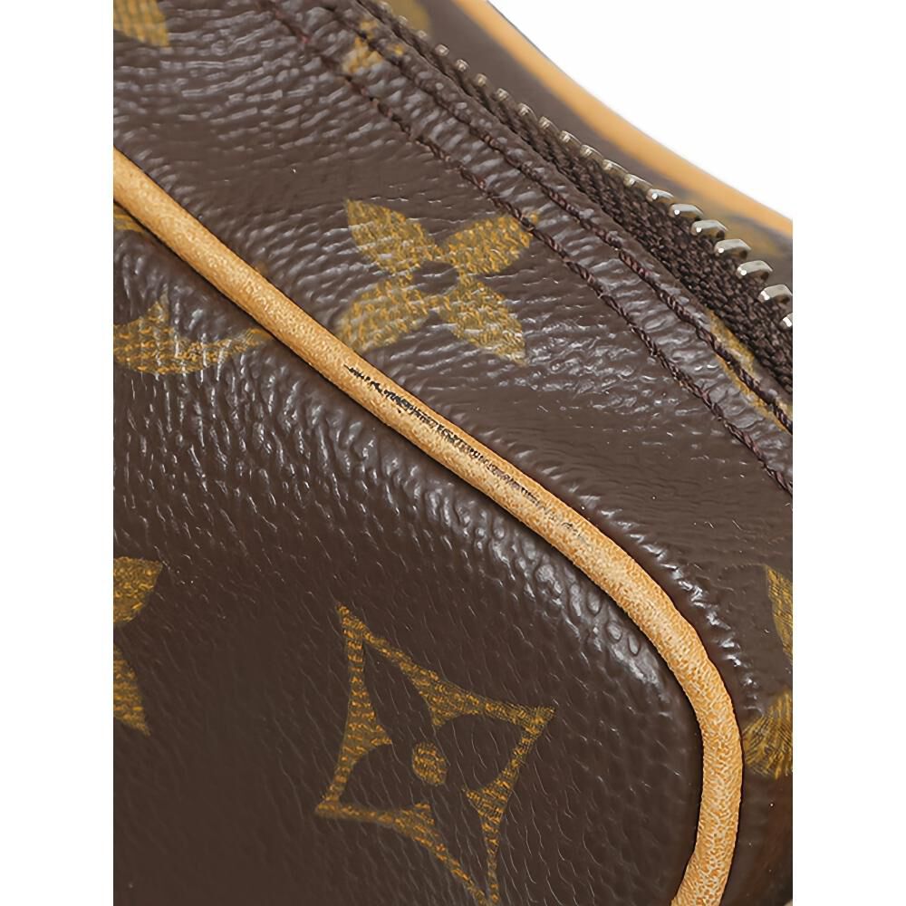 Louis Vuitton Croissant