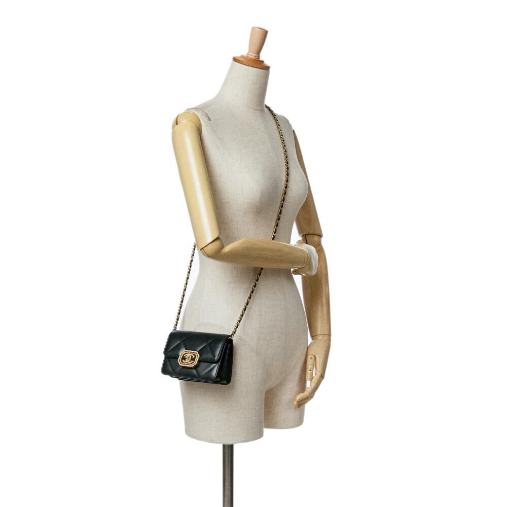 Chanel Wallet On Chain