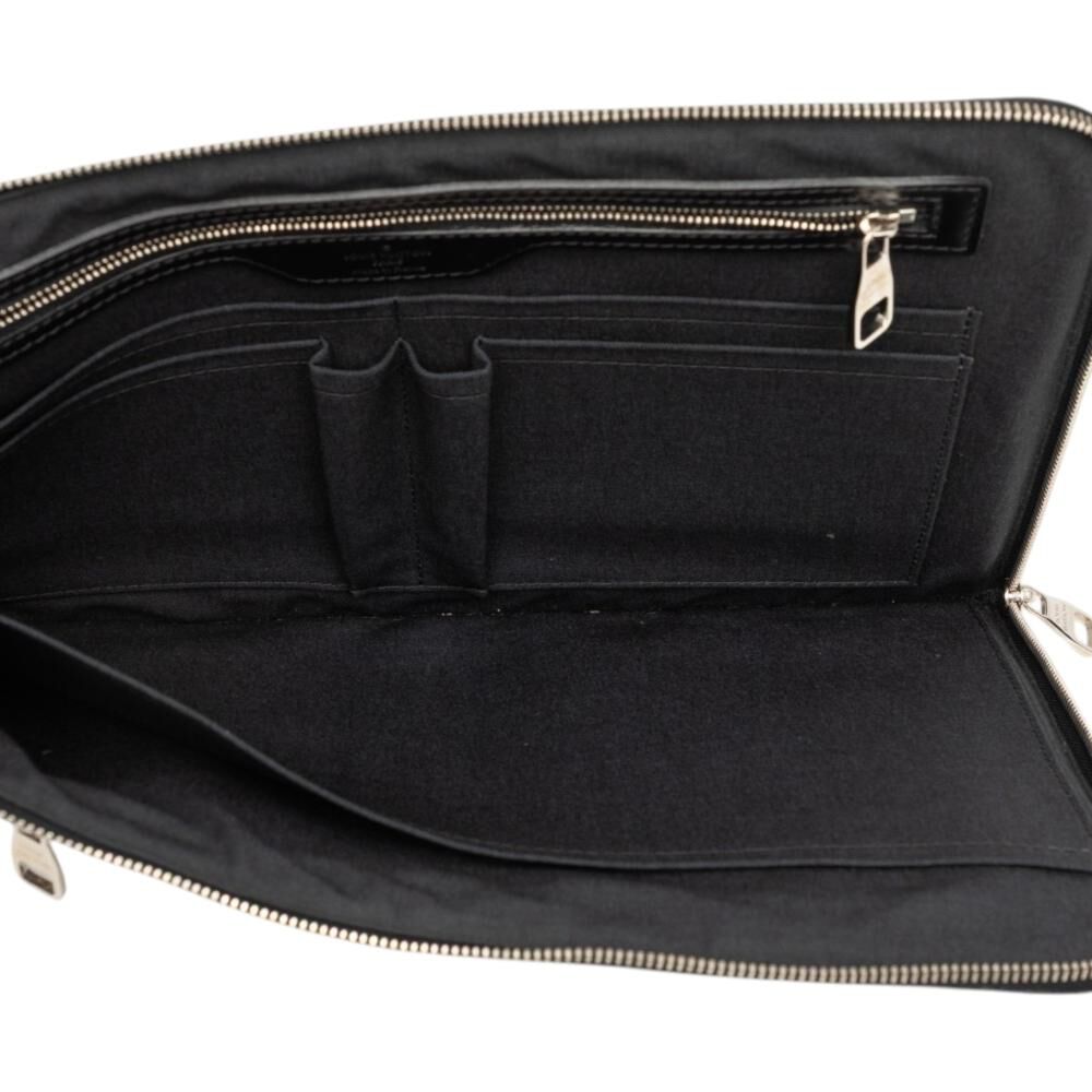 Louis Vuitton Poche Documents
