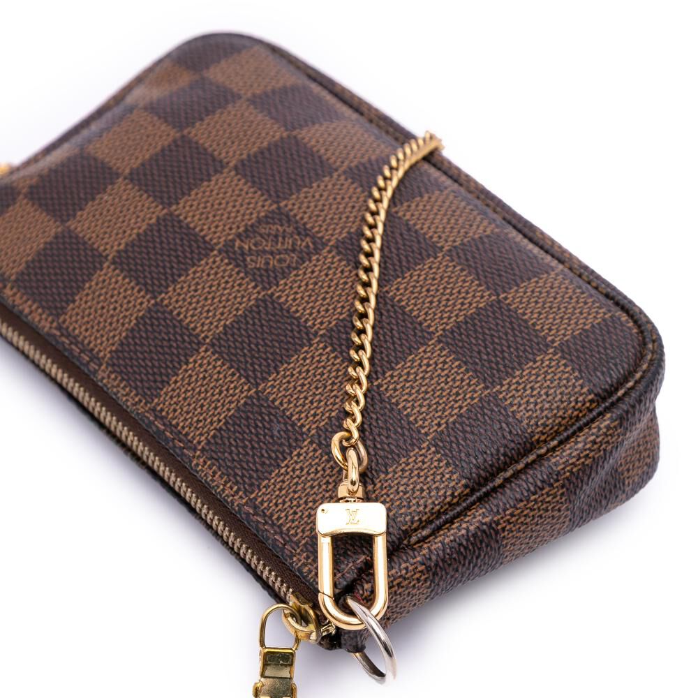 Louis Vuitton Pochette Accessoires