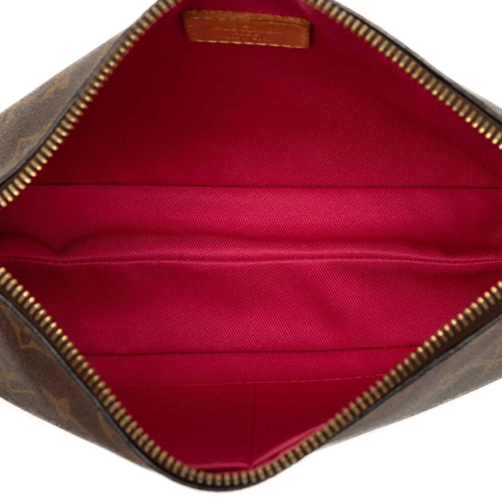 Louis Vuitton Shoulder Bags