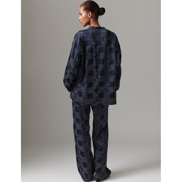 Kerry - Fluid Viscose Stitch