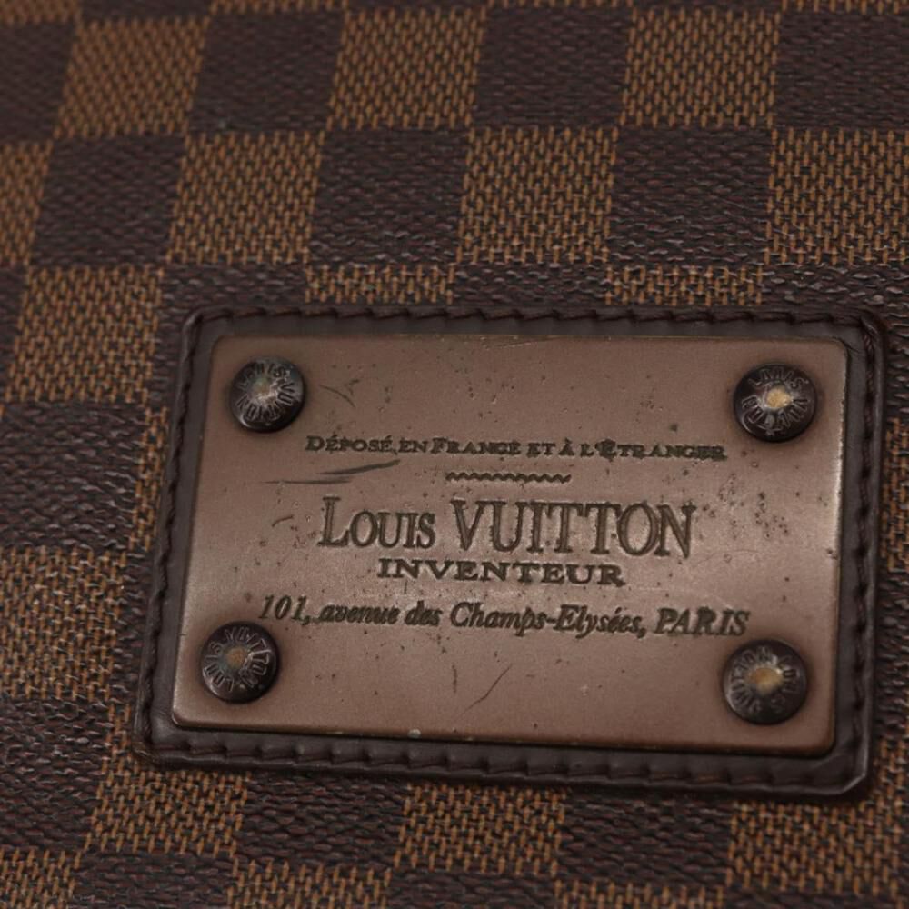 Louis Vuitton Shoulder Bags