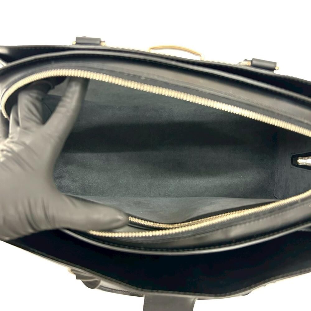 Louis Vuitton Pont Neuf