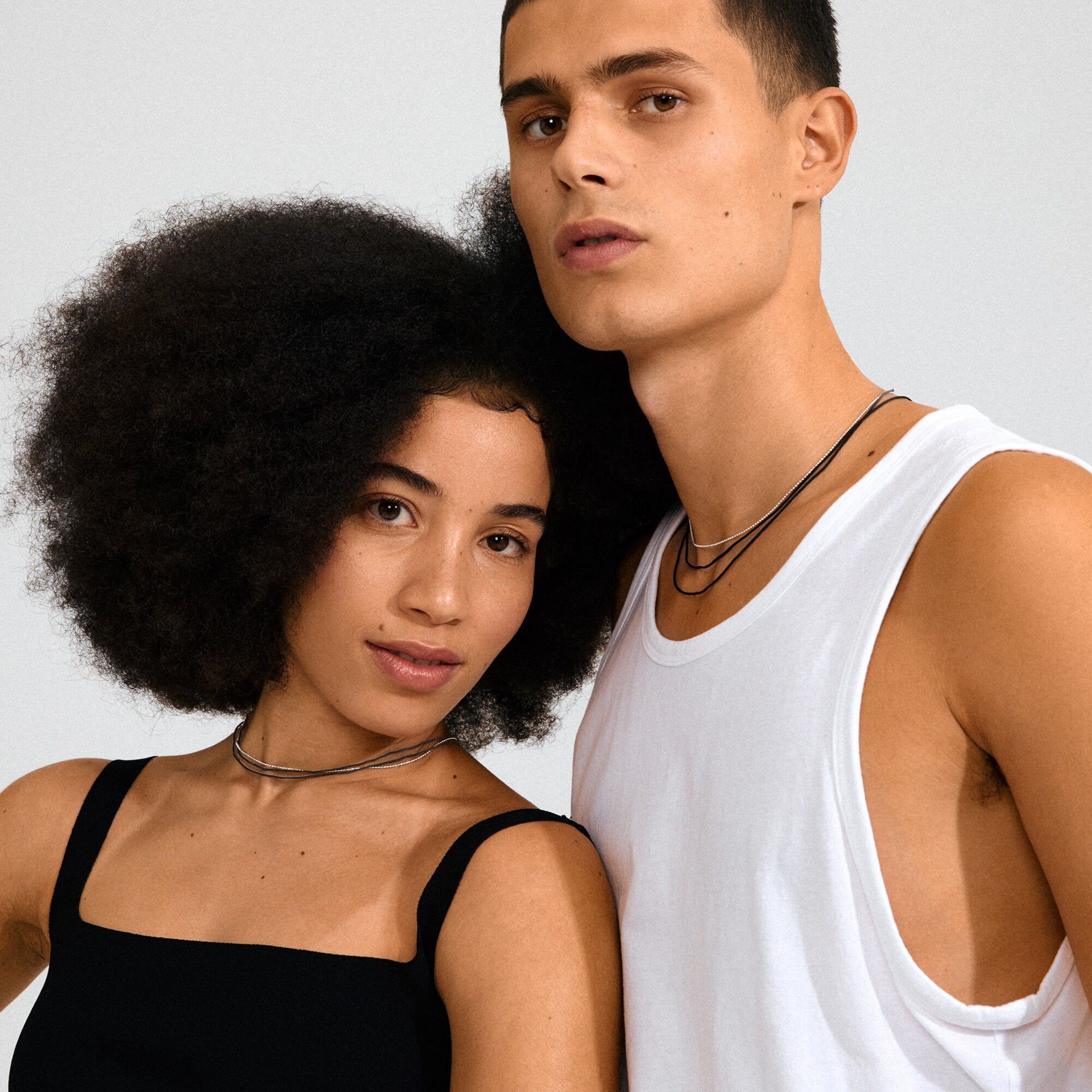 CHARM halsk&aelig;der 2-i-&eacute;t s&aelig;t, s&oslash;lvbel