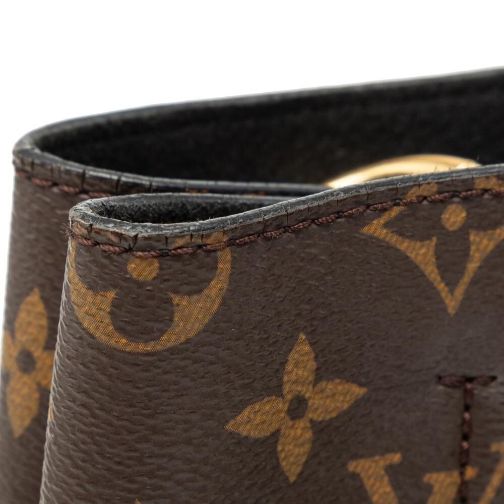 Louis Vuitton Tote