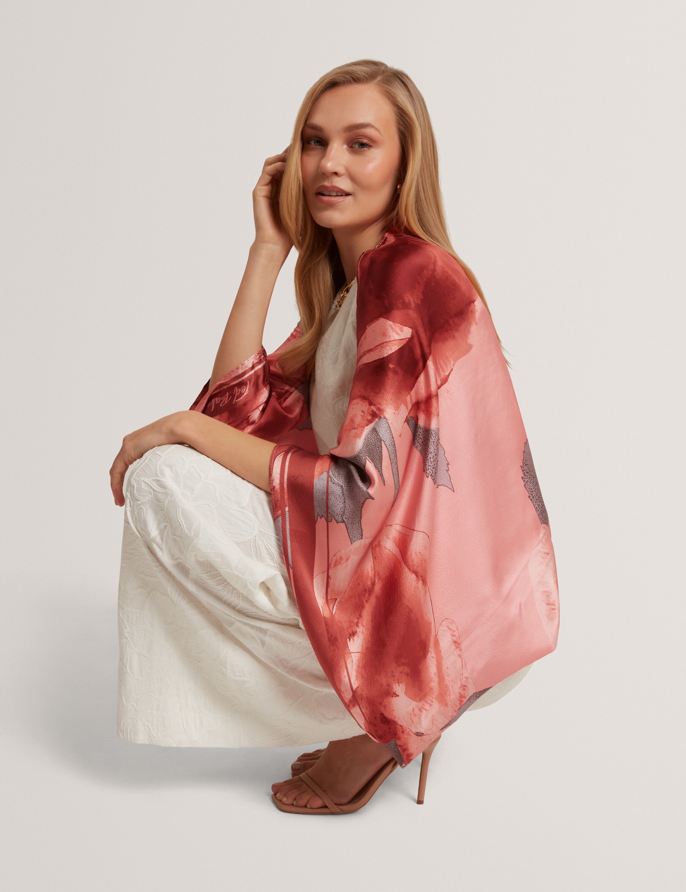 MIYAKAZ Printed Silk Cape