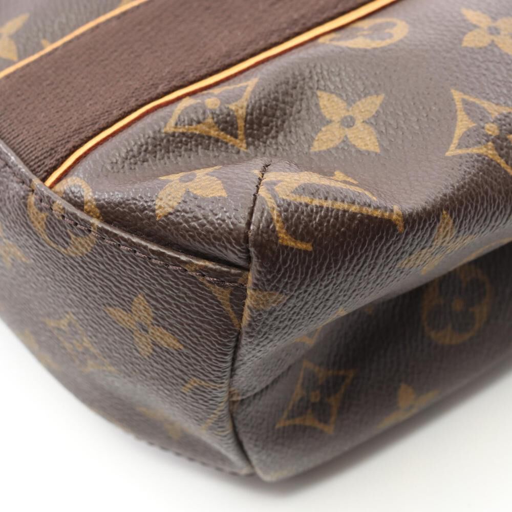 Louis Vuitton Beaubourg