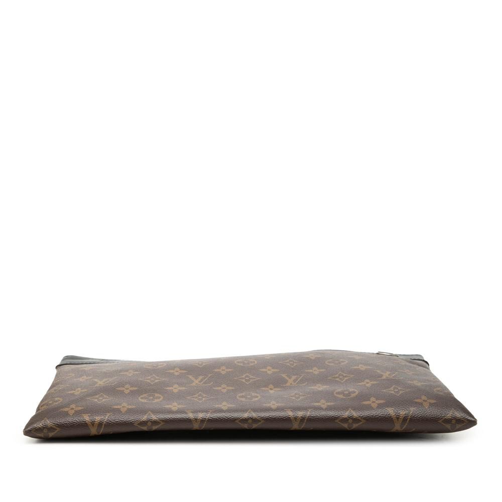 Louis Vuitton Clutch