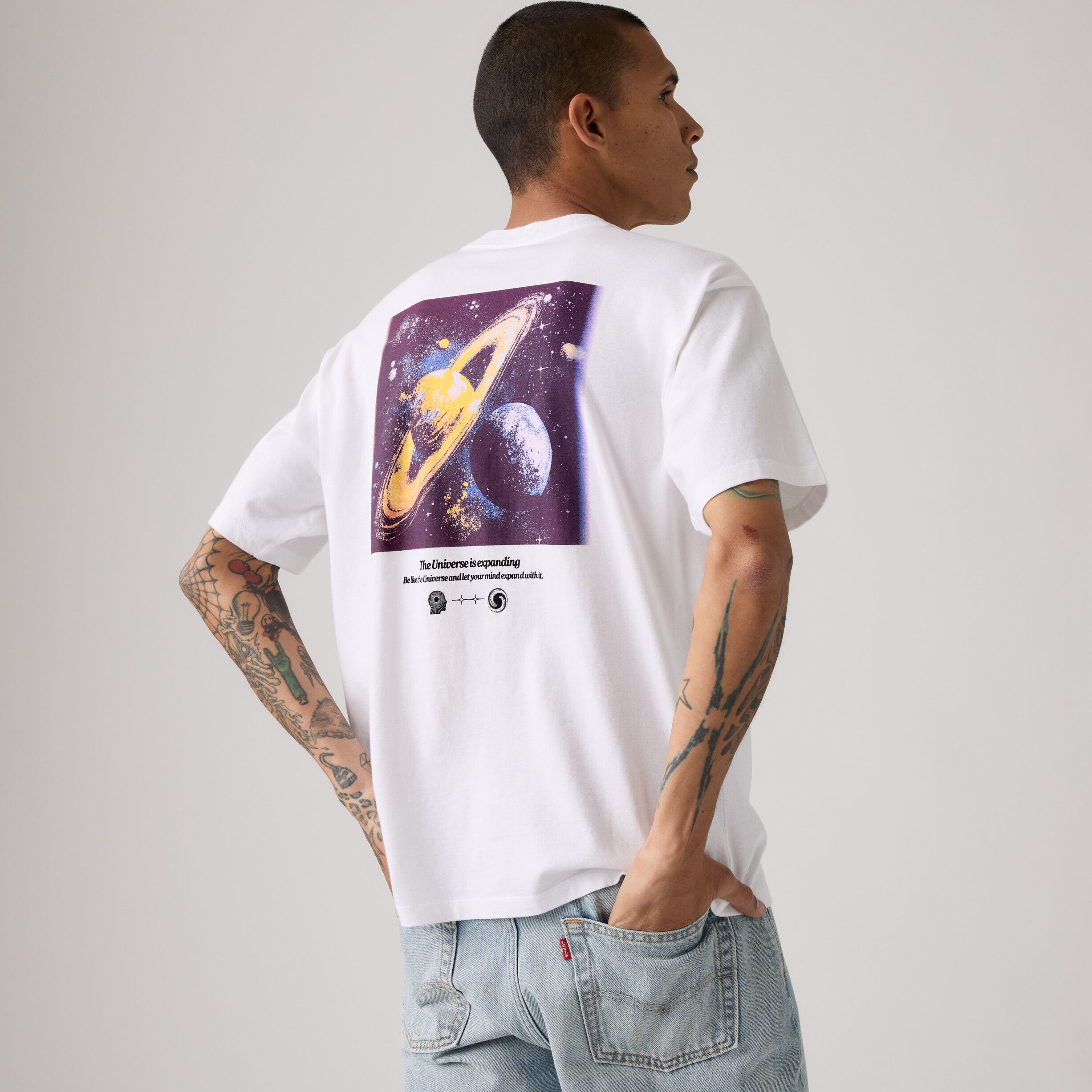 VINTAGE FIT GRAPHIC TEE OUTTER