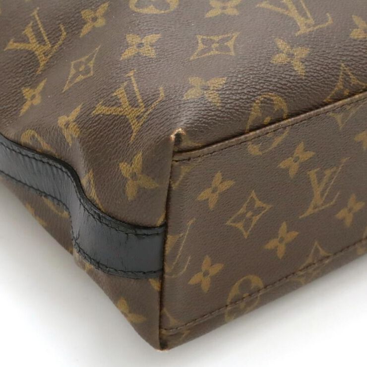 Louis Vuitton Tote