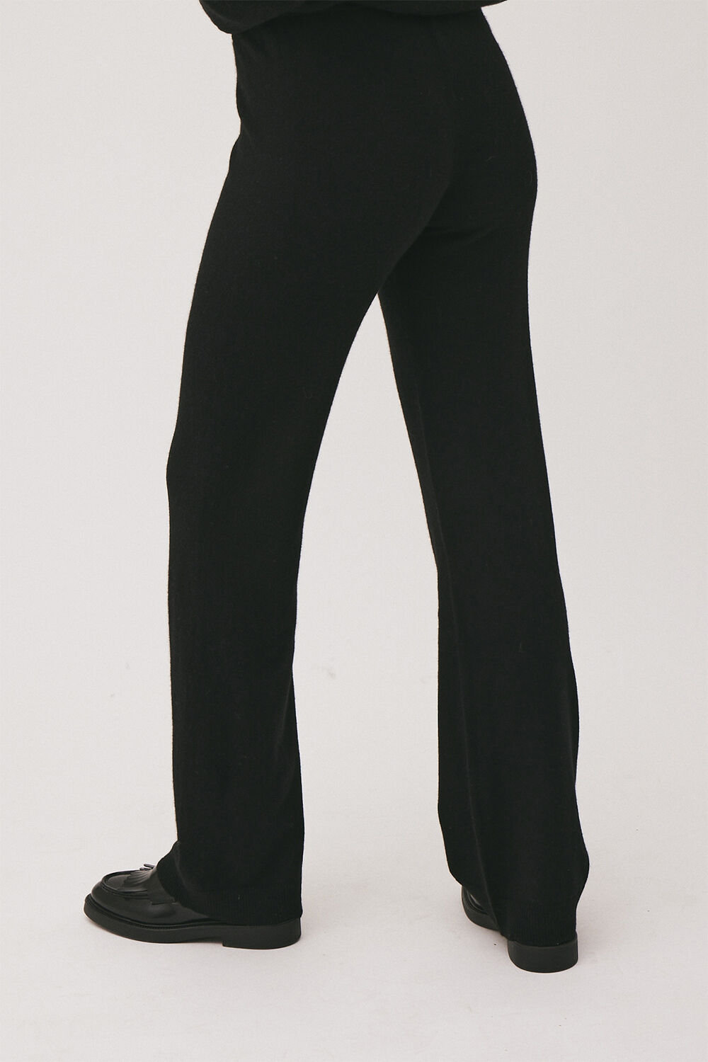 Classic 8 - 100% Cashmere