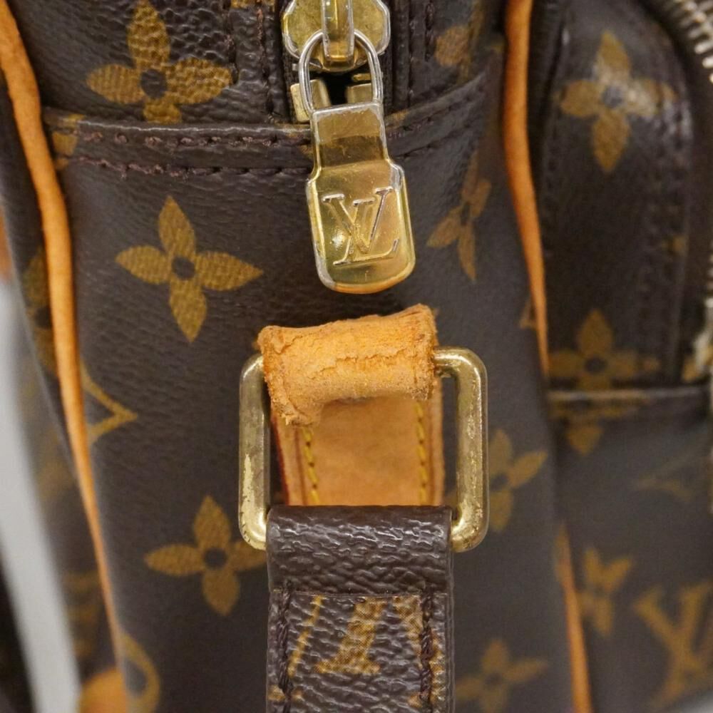 Louis Vuitton Shoulder Bags