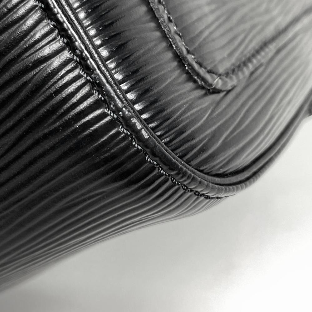 Louis Vuitton Speedy