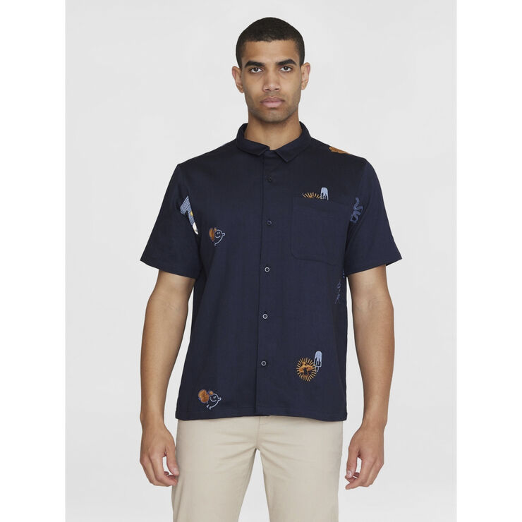 Box fit short sleeve shirt with embroidery - GOTS/Vegan