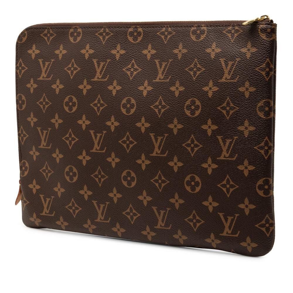 Louis Vuitton Clutch
