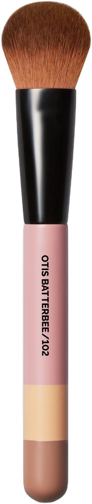 BLUSHER BRUSH 102