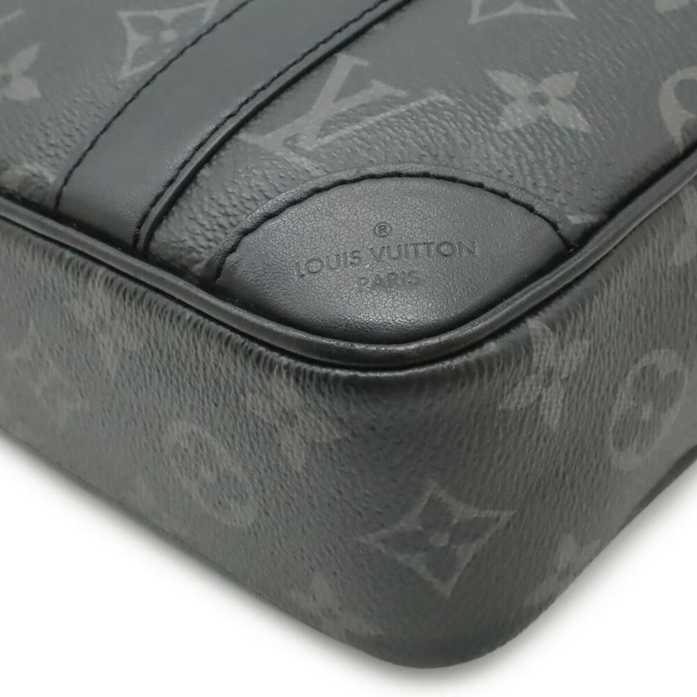 Louis Vuitton Clutch