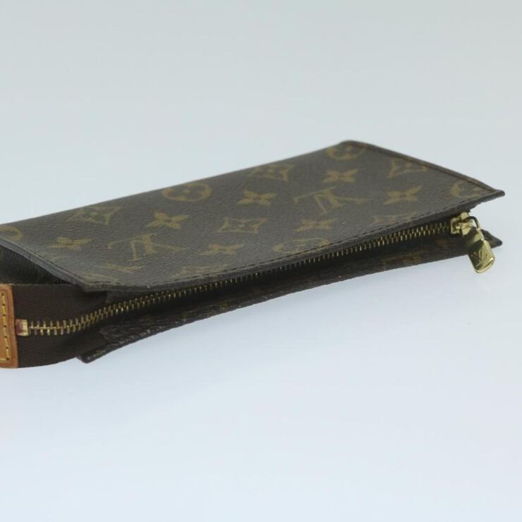 Louis Vuitton Pouch