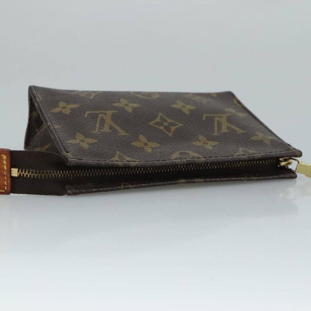 Louis Vuitton Poche Toilette