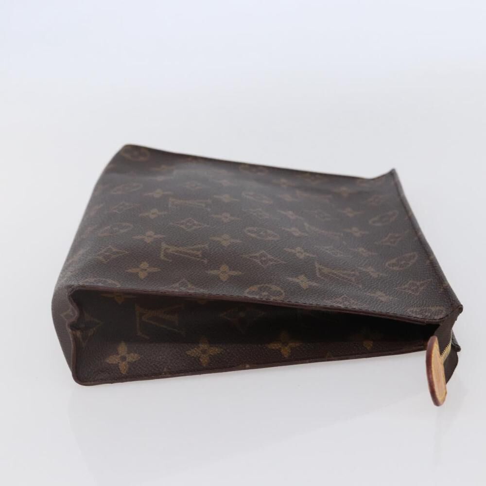 Louis Vuitton Poche Toilette