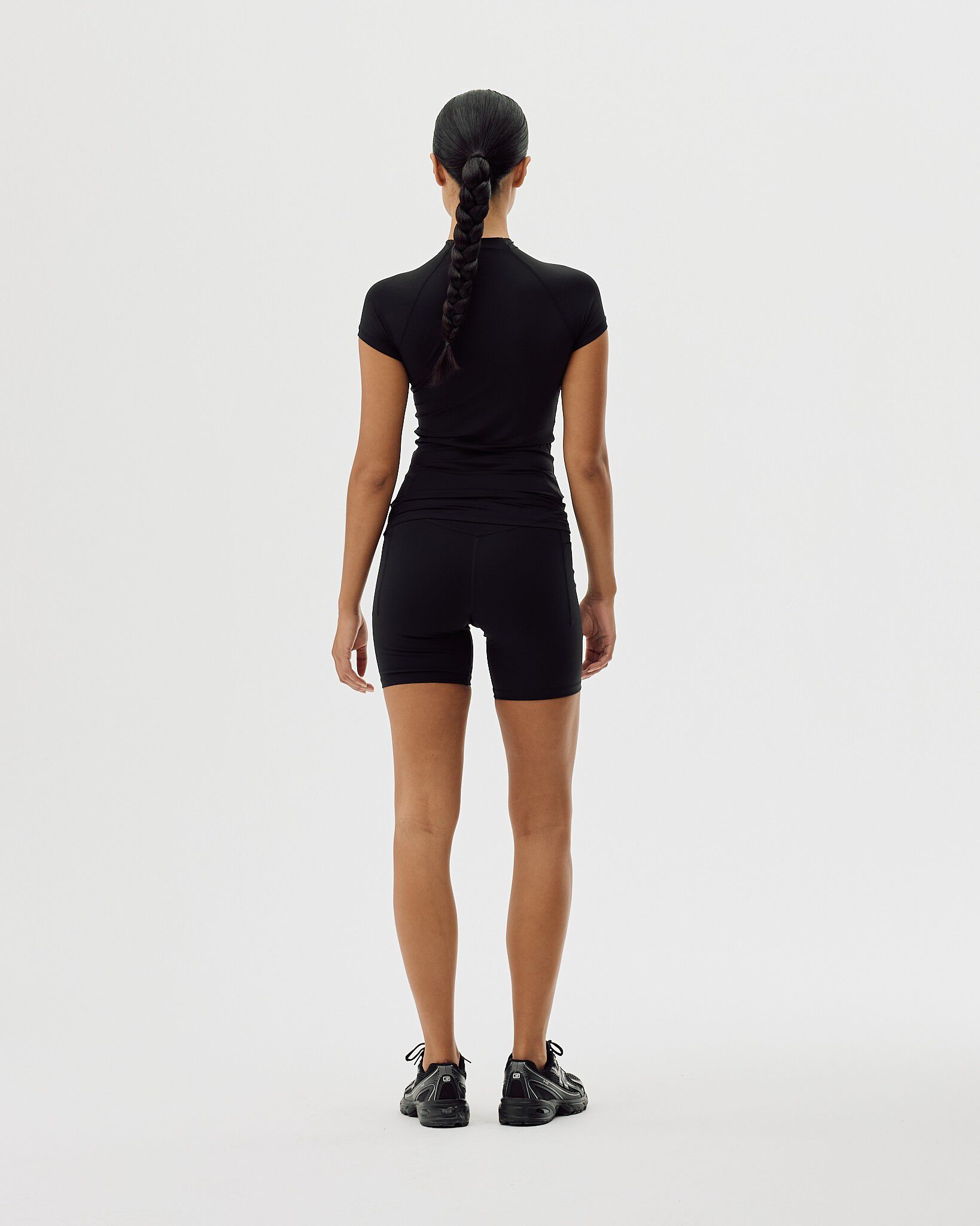 Wmns Mock Neck Stretch T-shirt