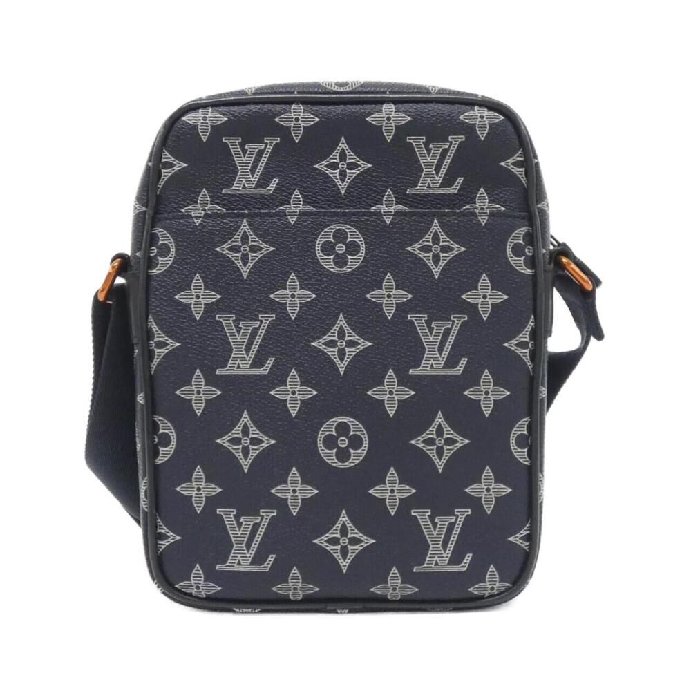 Louis Vuitton Shoulder Bags