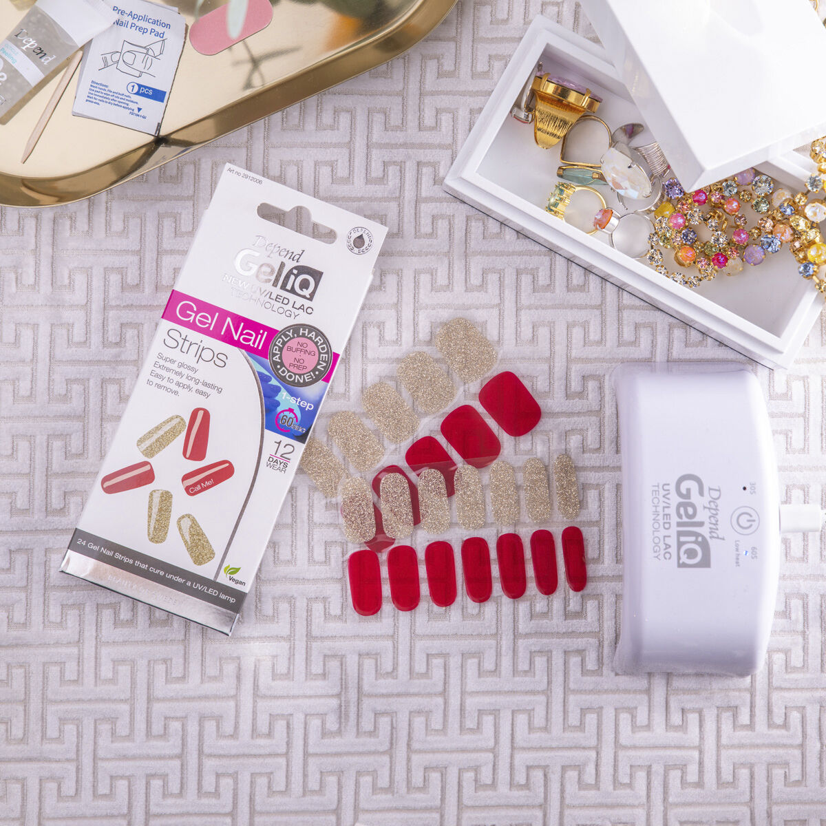 Gel iQ Gel Nail Strips Semi cured n